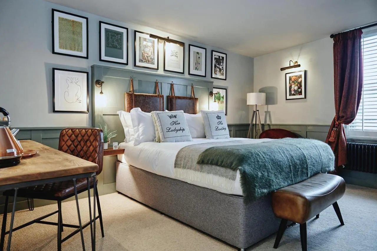 Kings Arms - Egham-Windsor Hotel