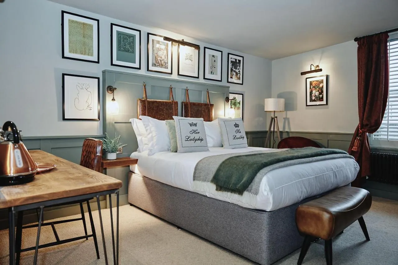 Kings Arms - Egham-Windsor Hotel