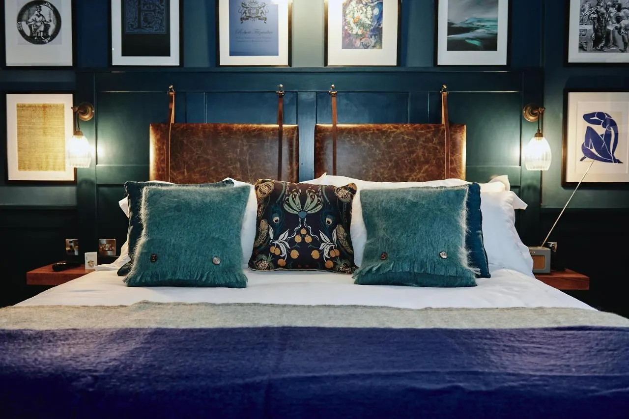 Kings Arms - Egham-Windsor Hotel